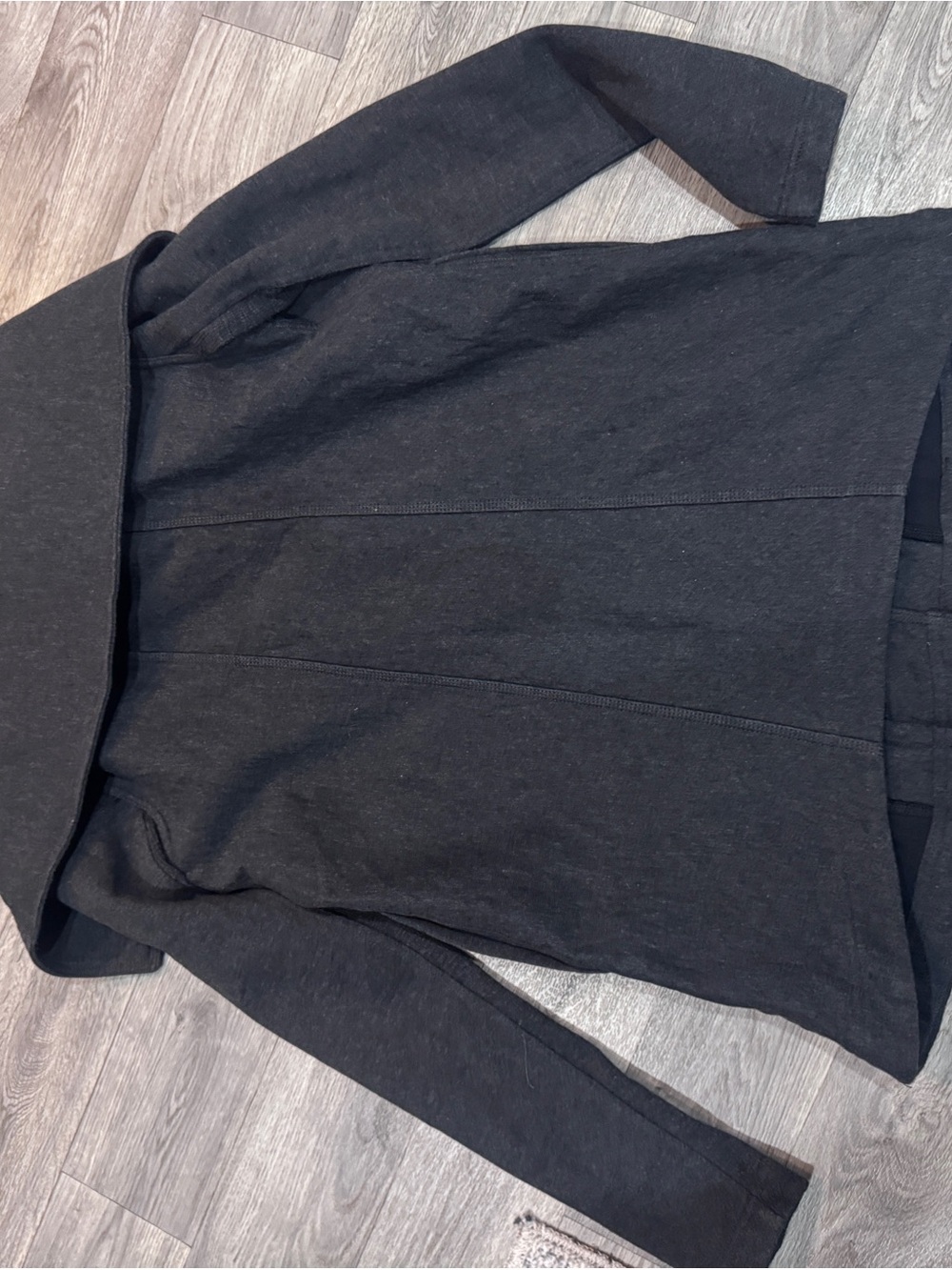 Lululemon jacket - Picture 4 of 6